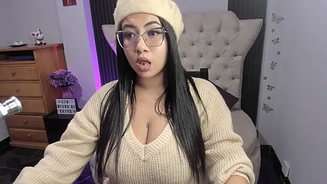 Snapshot of Sexy_cristall_ chatting on October 2025 11:28:02 PM Sexy cristall online show from October 2025 11:28:02 PM