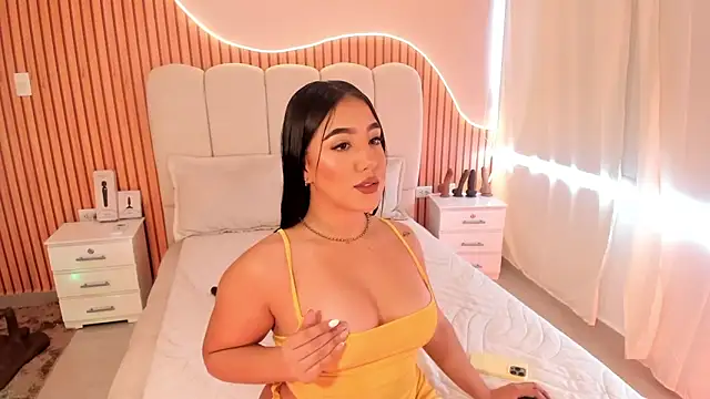 Snapshot of SofiiSweet_ chatting on October 2025 02:19:01 PM SofiiSweet online show from October 2025 02:19:01 PM