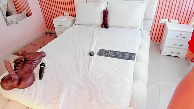 Snapshot of SofiiSweet_ chatting on November 2025 01:21:02 PM SofiiSweet online show from November 2025 01:21:02 PM