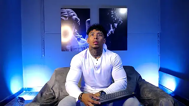 bradley smith online show from November 2025 06:34:01 PM