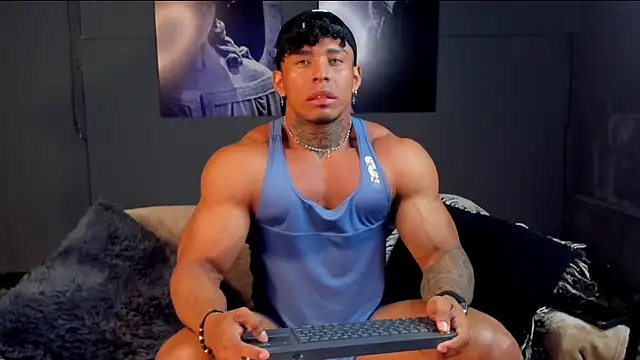 bradley smith online show from December 2025 09:56:01 PM