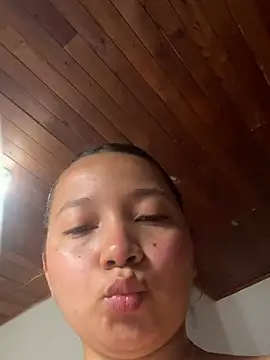 queen angelique online show from June 2026 07:31:01 PM