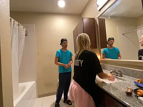 girlfriendmissy online show from January 2025 07:02:02 PM