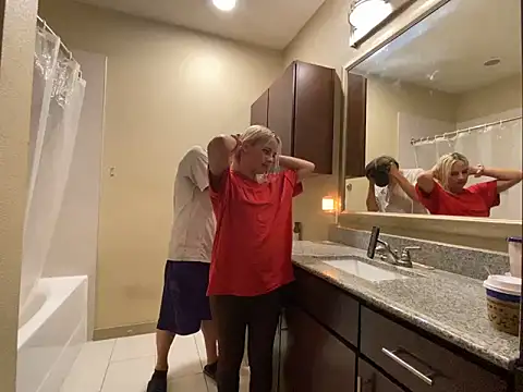 girlfriendmissy online show from February 2025 10:59:01 PM