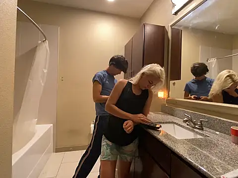 girlfriendmissy online show from March 2025 12:45:01 AM