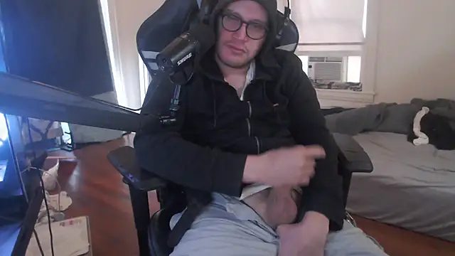 Snapshot of chicostick413 chatting on September 2025 01:44:02 PM chicostick413 online show from September 2025 01:44:02 PM