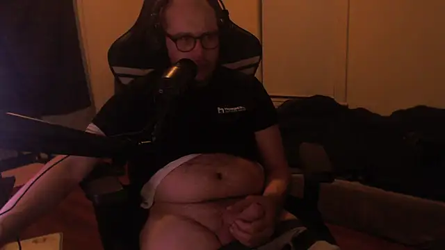 Snapshot of chicostick413 chatting on September 2025 02:35:01 AM chicostick413 online show from September 2025 02:35:01 AM