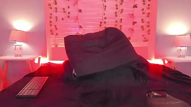 KylieMaxwell online show from February 2025 01:58:01 AM