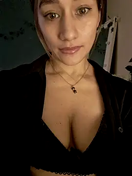 Snapshot of Bckystonee chatting on March 2025 08:00:01 PM Bckystonee online show from March 2025 08:00:01 PM