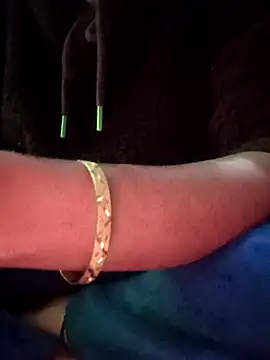 Snapshot of SAXYTannuja chatting on November 2025 04:32:02 AM SAXYTannuja online show from November 2025 04:32:02 AM