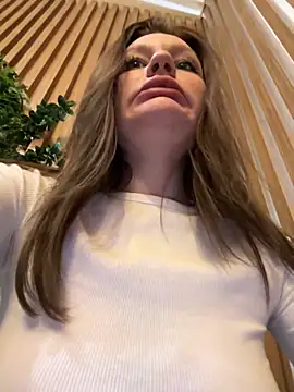 Snapshot of justmila chatting on December 2024 02:48:02 PM justmila online show from December 2024 02:48:02 PM