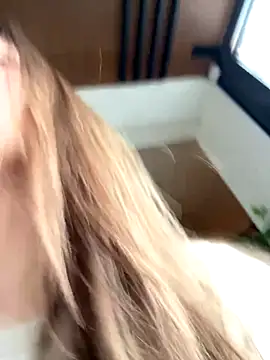 Snapshot of justmila chatting on December 2024 10:44:02 AM justmila online show from December 2024 10:44:02 AM