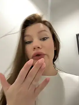 Snapshot of justmila chatting on December 2024 10:24:01 AM justmila online show from December 2024 10:24:01 AM