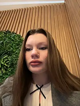 Snapshot of justmila chatting on December 2024 03:11:02 PM justmila online show from December 2024 03:11:02 PM