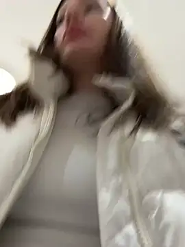 Snapshot of justmila chatting on December 2024 04:04:01 PM justmila online show from December 2024 04:04:01 PM