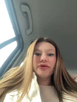 Snapshot of justmila chatting on January 2025 08:30:02 AM justmila online show from January 2025 08:30:02 AM