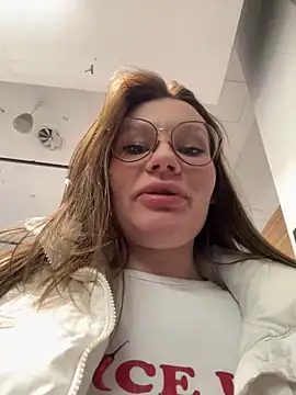 Snapshot of justmila chatting on February 2025 10:59:02 AM justmila online show from February 2025 10:59:02 AM