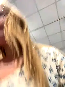 Snapshot of justmila chatting on September 2025 11:43:01 AM justmila online show from September 2025 11:43:01 AM