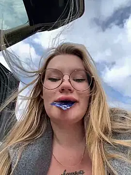 Snapshot of justmila chatting on September 2025 11:15:01 AM justmila online show from September 2025 11:15:01 AM