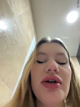 Snapshot of justmila chatting on November 2025 10:39:02 AM justmila online show from November 2025 10:39:02 AM