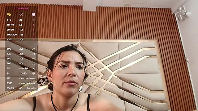 Sluttyandmature online show from January 2025 12:58:01 PM