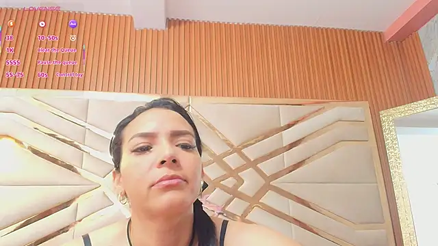 Sluttyandmature online show from February 2025 12:39:02 PM