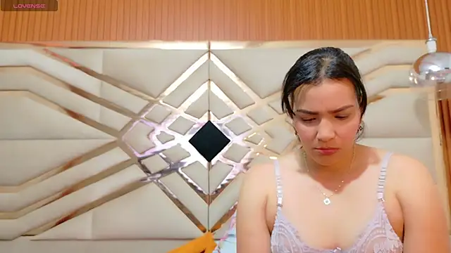 Sluttyandmature online show from December 2025 12:56:02 PM