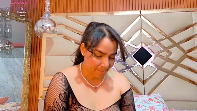 Sluttyandmature online show from February 2026 12:58:02 PM