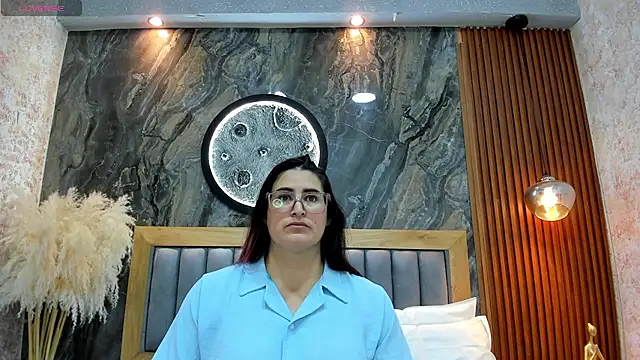 BellaPeers  online show from May 2026 12:02:02 PM