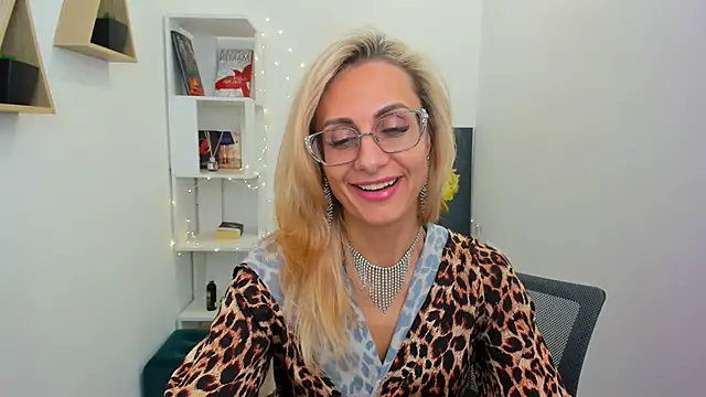 MuseOfStage online show from February 2025 02:32:01 PM