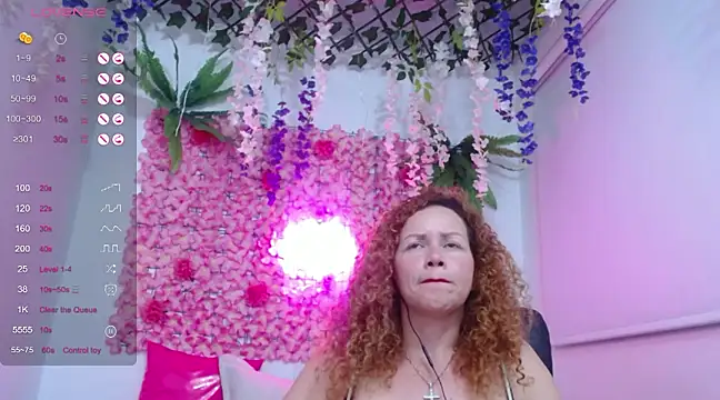 Snapshot of BLONDE_SEXYHOT chatting on March 2025 12:45:01 AM BLONDE SEXYHOT online show from March 2025 12:45:01 AM