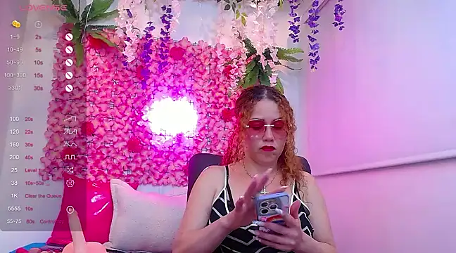 Snapshot of BLONDE_SEXYHOT chatting on March 2025 05:41:02 AM BLONDE SEXYHOT online show from March 2025 05:41:02 AM