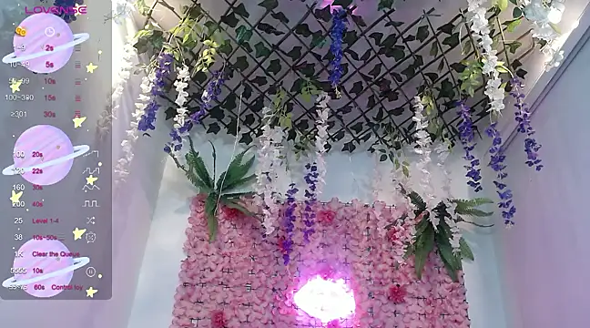 Snapshot of BLONDE_SEXYHOT chatting on March 2025 01:02:02 AM BLONDE SEXYHOT online show from March 2025 01:02:02 AM