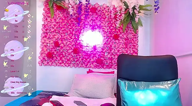 Snapshot of BLONDE_SEXYHOT chatting on March 2025 03:53:02 PM BLONDE SEXYHOT online show from March 2025 03:53:02 PM