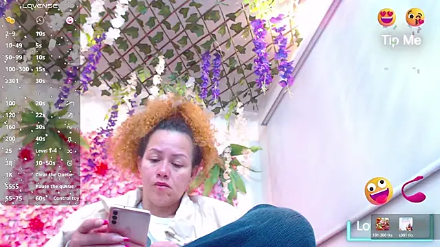 Snapshot of BLONDE_SEXYHOT chatting on January 2026 10:31:01 AM BLONDE SEXYHOT online show from January 2026 10:31:01 AM