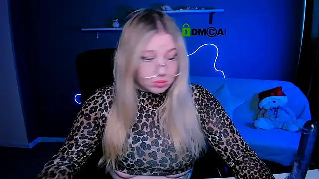 Snapshot of juli_kisss chatting on March 2025 09:40:01 AM juli kisss online show from March 2025 09:40:01 AM