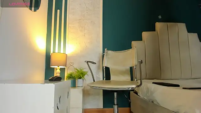 Austin Cardieff online show from January 2025 07:29:01 PM