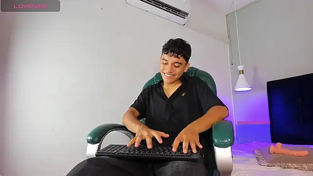 Austin Cardieff online show from January 2025 09:40:02 AM