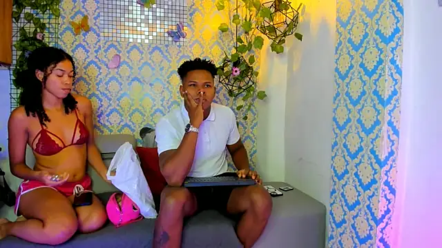 Snapshot of sasha_fox00 chatting on March 2025 06:37:01 AM sasha fox00 online show from March 2025 06:37:01 AM