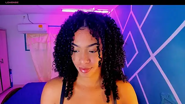 Snapshot of sasha_fox00 chatting on October 2025 03:13:02 AM sasha fox00 online show from October 2025 03:13:02 AM