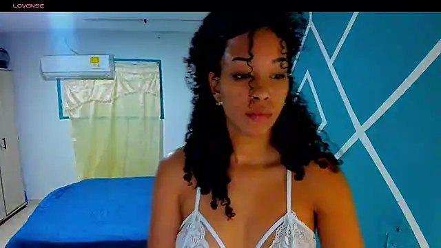 Snapshot of sasha_fox00 chatting on October 2025 03:06:02 AM sasha fox00 online show from October 2025 03:06:02 AM