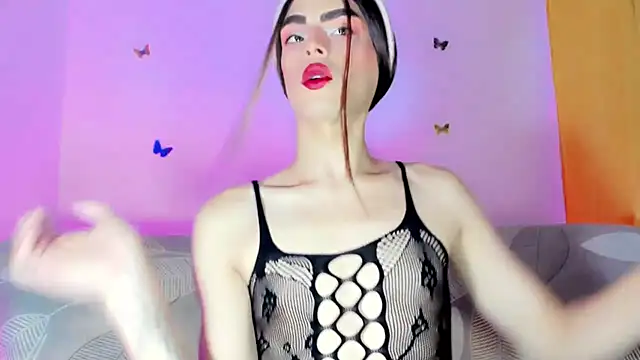 TatiGil online show from April 2026 08:36:02 PM