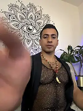 Snapshot of aaroncolombia chatting on October 2025 11:17:01 PM aaroncolombia online show from October 2025 11:17:01 PM