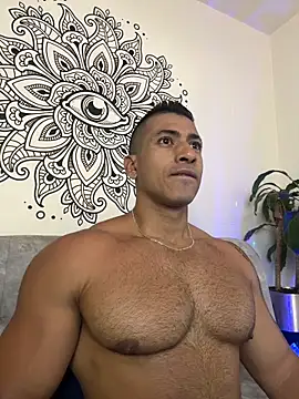 Snapshot of aaroncolombia chatting on November 2025 07:09:01 AM aaroncolombia online show from November 2025 07:09:01 AM