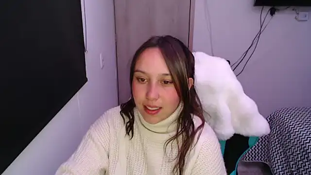 Skarlet Adams28 online show from October 2025 09:23:02 PM