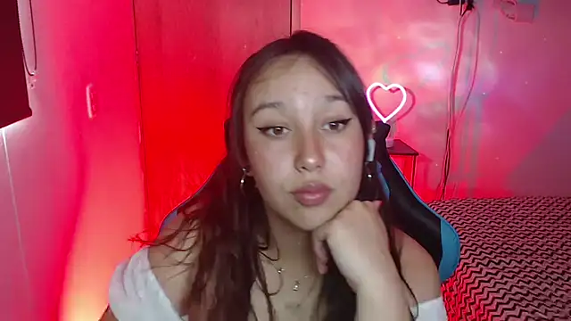 Skarlet Adams28 online show from March 2026 08:36:01 PM