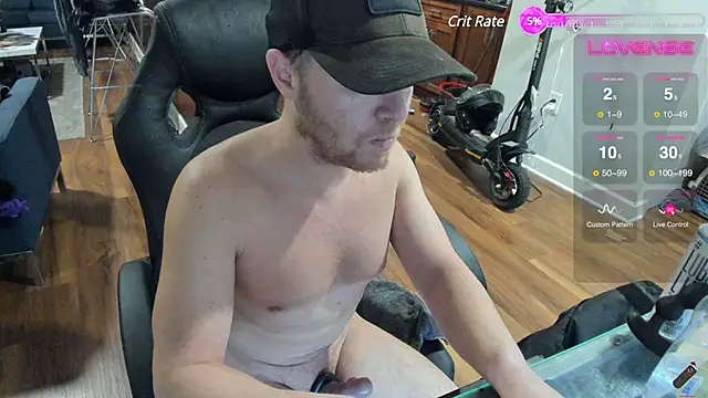 Snapshot of aaron_s_x chatting on January 2025 01:53:01 AM aaron s x online show from January 2025 01:53:01 AM