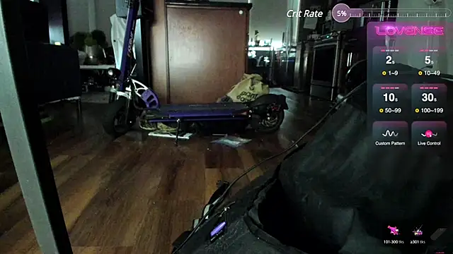 Snapshot of aaron_s_x chatting on January 2025 02:03:01 PM aaron s x online show from January 2025 02:03:01 PM