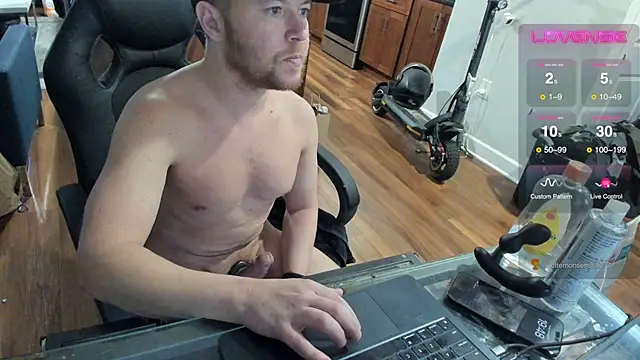 Snapshot of aaron_s_x chatting on February 2025 12:49:01 AM aaron s x online show from February 2025 12:49:01 AM