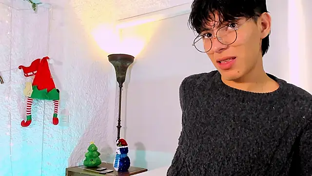 alexandersawyer online show from December 2024 12:01:02 PM